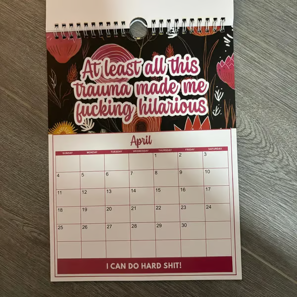 📅 Calendario de Salud Mental con Palabrotas 2027 - Perfecto para la decoración del hogar e ideas de regalo